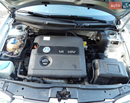 Сірий Фольксваген Бора, об'ємом двигуна 1.6 л та пробігом 203 тис. км за 3800 $, фото 27 на Automoto.ua