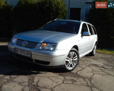 Сірий Фольксваген Бора, об'ємом двигуна 1.6 л та пробігом 203 тис. км за 3800 $, фото 9 на Automoto.ua