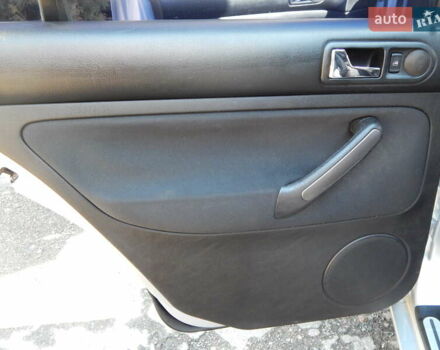 Сірий Фольксваген Бора, об'ємом двигуна 1.6 л та пробігом 203 тис. км за 3800 $, фото 42 на Automoto.ua
