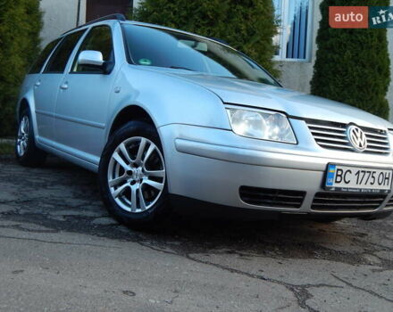 Сірий Фольксваген Бора, об'ємом двигуна 1.6 л та пробігом 203 тис. км за 3800 $, фото 2 на Automoto.ua