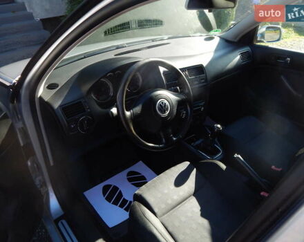 Сірий Фольксваген Бора, об'ємом двигуна 1.6 л та пробігом 203 тис. км за 3800 $, фото 32 на Automoto.ua