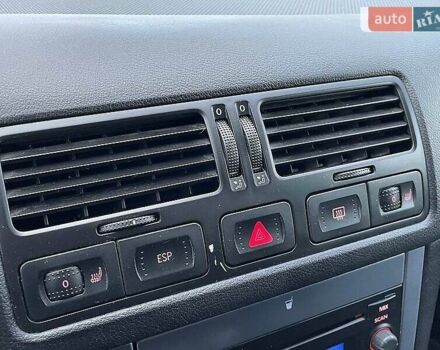 Серый Фольксваген Бора, объемом двигателя 1.6 л и пробегом 254 тыс. км за 4800 $, фото 9 на Automoto.ua