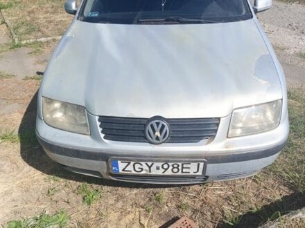 Серый Фольксваген Бора, объемом двигателя 1.9 л и пробегом 500 тыс. км за 1500 $, фото 1 на Automoto.ua