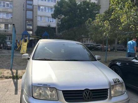 Фольксваген Бора 1998 у Калуше на Automoto.ua Сірий Фольксваген Бора, об'ємом двигуна 1.6 л та пробігом 136 тис. км за 3800 $, фото 1 на Automoto.ua