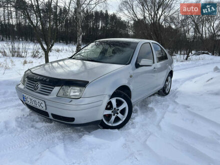 Сірий Фольксваген Бора, об'ємом двигуна 1.6 л та пробігом 373 тис. км за 2750 $, фото 1 на Automoto.ua