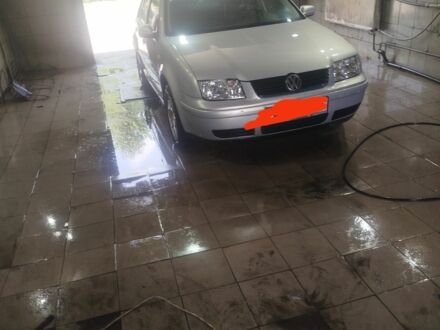 Сірий Фольксваген Бора, об'ємом двигуна 0 л та пробігом 222 тис. км за 1450 $, фото 1 на Automoto.ua