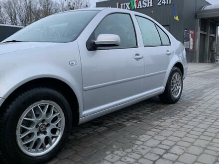 Фольксваген Бора 1999 у Львові на Automoto.ua Сірий Фольксваген Бора, об'ємом двигуна 1.9 л та пробігом 330 тис. км за 3600 $, фото 1 на Automoto.ua