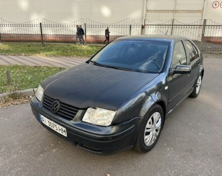 Серый Фольксваген Бора, объемом двигателя 2 л и пробегом 330 тыс. км за 2800 $, фото 1 на Automoto.ua