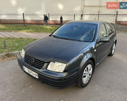 Серый Фольксваген Бора, объемом двигателя 2 л и пробегом 320 тыс. км за 2800 $, фото 1 на Automoto.ua