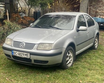Серый Фольксваген Бора, объемом двигателя 1.6 л и пробегом 369 тыс. км за 3300 $, фото 1 на Automoto.ua