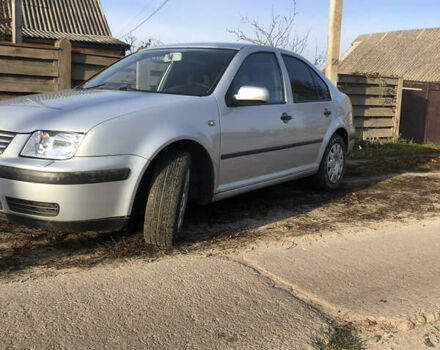 Серый Фольксваген Бора, объемом двигателя 1.6 л и пробегом 245 тыс. км за 3600 $, фото 1 на Automoto.ua