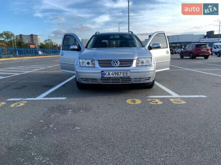 Серый Фольксваген Бора, объемом двигателя 1.8 л и пробегом 290 тыс. км за 4000 $, фото 1 на Automoto.ua