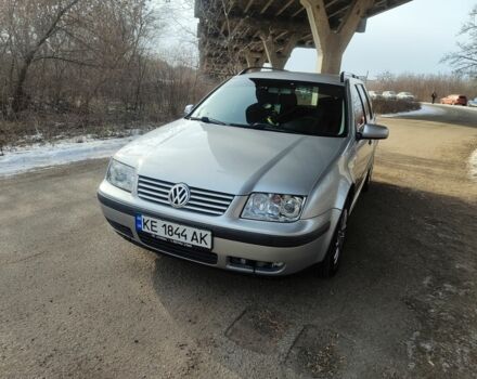 Серый Фольксваген Бора, объемом двигателя 1.6 л и пробегом 269 тыс. км за 3899 $, фото 1 на Automoto.ua