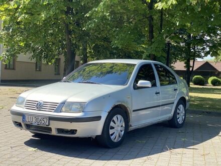 Фольксваген Бора 2001 в Калуше на Automoto.ua Серый Фольксваген Бора, объемом двигателя 1.9 л и пробегом 250 тыс. км за 550 $, фото 1 на Automoto.ua
