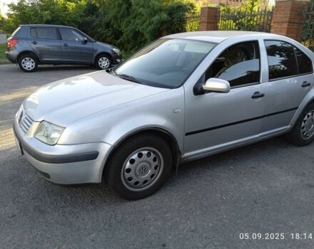 Серый Фольксваген Бора, объемом двигателя 2 л и пробегом 115 тыс. км за 5500 $, фото 1 на Automoto.ua