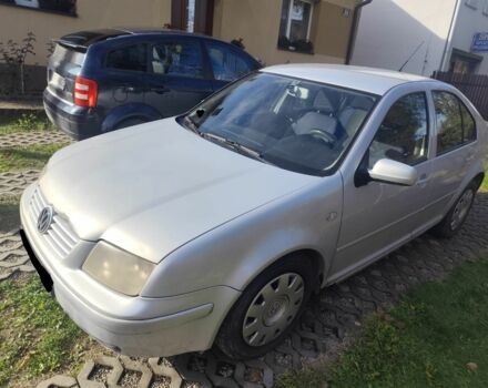 Фольксваген Бора 2001 у Рівному на Automoto.ua Сірий Фольксваген Бора, об'ємом двигуна 1.9 л та пробігом 300 тис. км за 1989 $, фото 1 на Automoto.ua