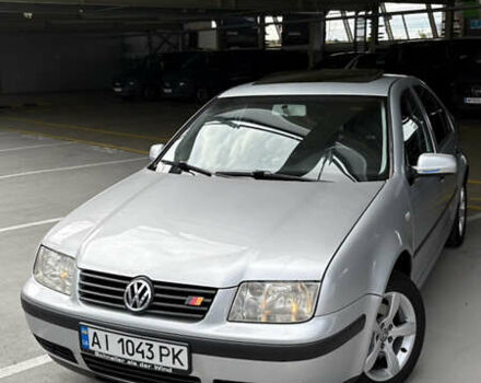 Фольксваген Бора 2001 у Жмеренке на Automoto.ua Сірий Фольксваген Бора, об'ємом двигуна 1.6 л та пробігом 273 тис. км за 4000 $, фото 1 на Automoto.ua