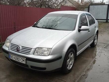 Сірий Фольксваген Бора, об'ємом двигуна 1.6 л та пробігом 287 тис. км за 4399 $, фото 1 на Automoto.ua