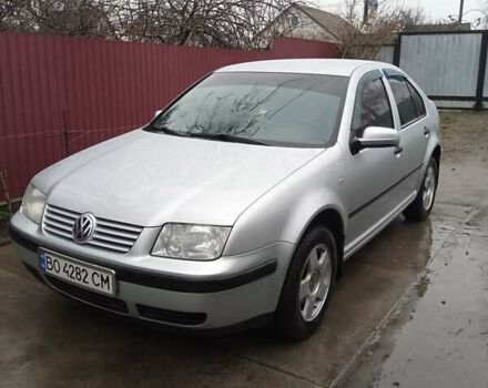 Серый Фольксваген Бора, объемом двигателя 1.6 л и пробегом 287 тыс. км за 4399 $, фото 1 на Automoto.ua