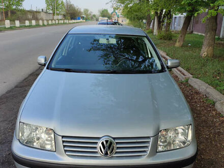 Фольксваген Бора 2001 у Харкові на Automoto.ua Сірий Фольксваген Бора, об'ємом двигуна 1.6 л та пробігом 144 тис. км за 5100 $, фото 1 на Automoto.ua