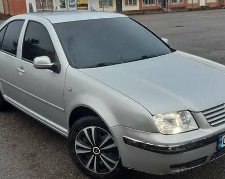 Сірий Фольксваген Бора, об'ємом двигуна 2 л та пробігом 334 тис. км за 4100 $, фото 1 на Automoto.ua