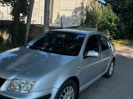 Фольксваген Бора 2002 в Львове на Automoto.ua Серый Фольксваген Бора, объемом двигателя 1.6 л и пробегом 300 тыс. км за 3350 $, фото 1 на Automoto.ua