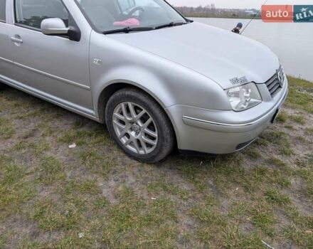Серый Фольксваген Бора, объемом двигателя 1.6 л и пробегом 212 тыс. км за 4500 $, фото 1 на Automoto.ua