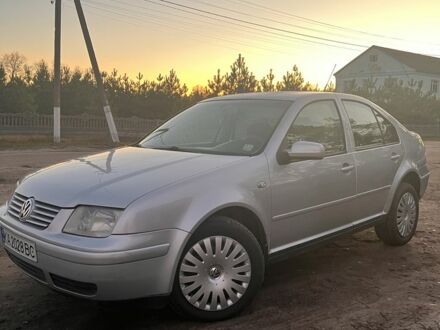 Серый Фольксваген Бора, объемом двигателя 1.6 л и пробегом 343 тыс. км за 3600 $, фото 1 на Automoto.ua