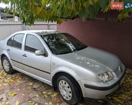 Серый Фольксваген Бора, объемом двигателя 1.6 л и пробегом 330 тыс. км за 4200 $, фото 1 на Automoto.ua