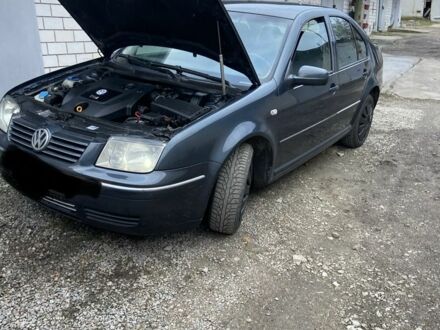 Серый Фольксваген Бора, объемом двигателя 1.9 л и пробегом 302 тыс. км за 2500 $, фото 1 на Automoto.ua