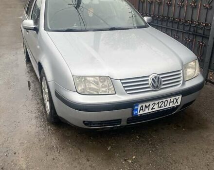 Серый Фольксваген Бора, объемом двигателя 1.6 л и пробегом 304 тыс. км за 4000 $, фото 1 на Automoto.ua