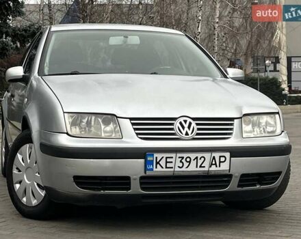 Серый Фольксваген Бора, объемом двигателя 1.6 л и пробегом 236 тыс. км за 5500 $, фото 1 на Automoto.ua