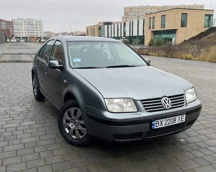 Серый Фольксваген Бора, объемом двигателя 1.6 л и пробегом 287 тыс. км за 3500 $, фото 1 на Automoto.ua