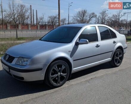 Серый Фольксваген Бора, объемом двигателя 1.6 л и пробегом 302 тыс. км за 4200 $, фото 1 на Automoto.ua