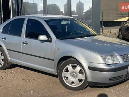 Серый Фольксваген Бора, объемом двигателя 1.6 л и пробегом 295 тыс. км за 4490 $, фото 1 на Automoto.ua