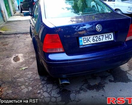 Синій Фольксваген Бора, об'ємом двигуна 1.6 л та пробігом 399 тис. км за 3250 $, фото 3 на Automoto.ua