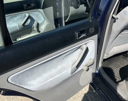 Синій Фольксваген Бора, об'ємом двигуна 1.6 л та пробігом 315 тис. км за 3300 $, фото 9 на Automoto.ua