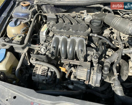 Синій Фольксваген Бора, об'ємом двигуна 1.6 л та пробігом 315 тис. км за 3300 $, фото 12 на Automoto.ua