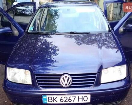 Синий Фольксваген Бора, объемом двигателя 1.6 л и пробегом 399 тыс. км за 3250 $, фото 3 на Automoto.ua