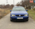 Синий Фольксваген Бора, объемом двигателя 1.6 л и пробегом 250 тыс. км за 2350 $, фото 1 на Automoto.ua