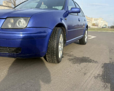 Синій Фольксваген Бора, об'ємом двигуна 1.9 л та пробігом 250 тис. км за 4500 $, фото 1 на Automoto.ua