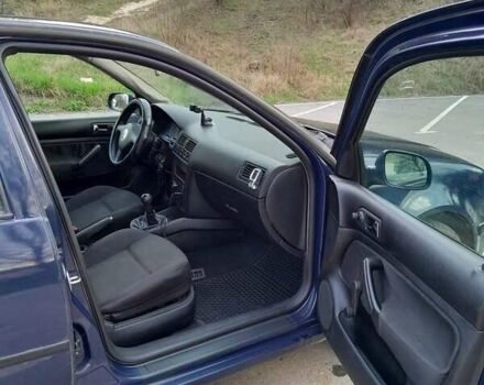 Синий Фольксваген Бора, объемом двигателя 1.6 л и пробегом 247 тыс. км за 3950 $, фото 8 на Automoto.ua