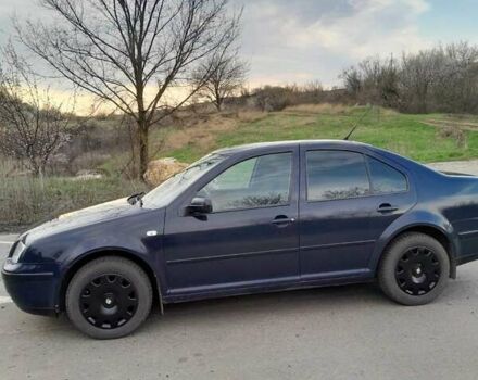 Синий Фольксваген Бора, объемом двигателя 1.6 л и пробегом 247 тыс. км за 3950 $, фото 4 на Automoto.ua