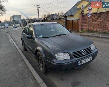 Синий Фольксваген Бора, объемом двигателя 1.9 л и пробегом 280 тыс. км за 2950 $, фото 4 на Automoto.ua