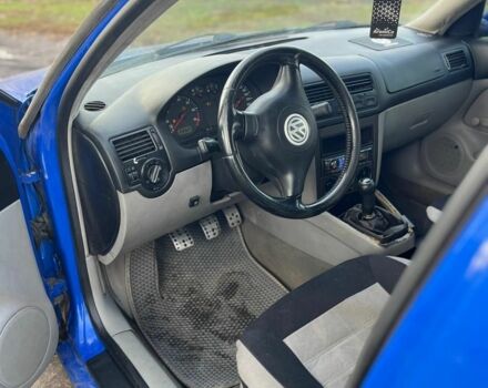 Синій Фольксваген Бора, об'ємом двигуна 1.6 л та пробігом 280 тис. км за 2866 $, фото 4 на Automoto.ua