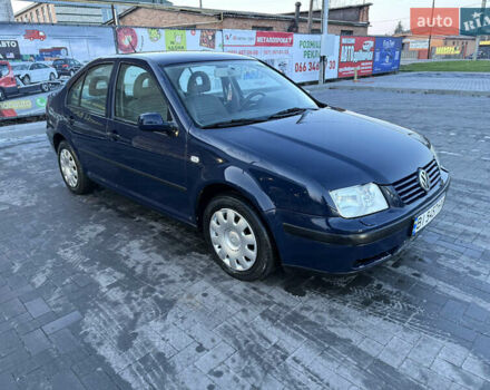 Синій Фольксваген Бора, об'ємом двигуна 1.6 л та пробігом 171 тис. км за 3999 $, фото 11 на Automoto.ua