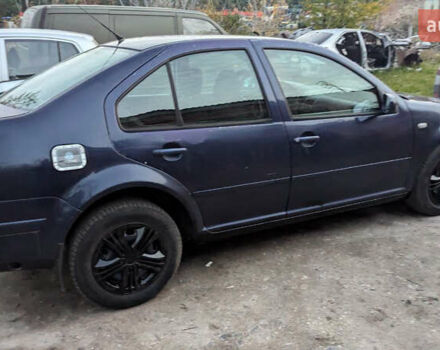 Фольксваген Бора 2001 у Млынове на Automoto.ua Синій Фольксваген Бора, об'ємом двигуна 1.98 л та пробігом 370 тис. км за 1899 $, фото 11 на Automoto.ua