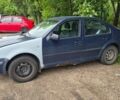 Синій Фольксваген Бора, об'ємом двигуна 0 л та пробігом 228 тис. км за 2350 $, фото 2 на Automoto.ua