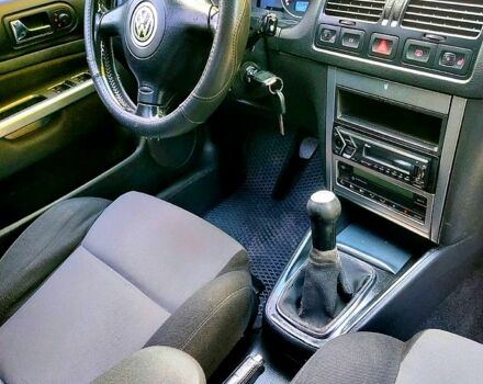 Фольксваген Бора 2002 в Тростянец на Automoto.ua Синий Фольксваген Бора, объемом двигателя 1.6 л и пробегом 285 тыс. км за 4600 $, фото 7 на Automoto.ua