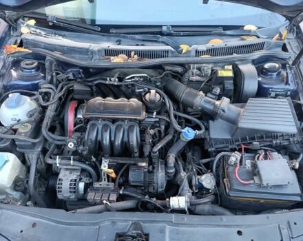 Синий Фольксваген Бора, объемом двигателя 1.6 л и пробегом 200 тыс. км за 3800 $, фото 3 на Automoto.ua